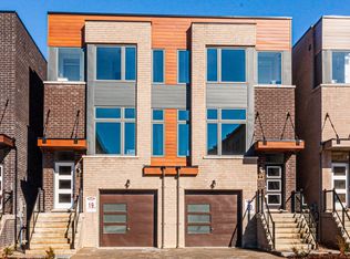 37 Wild Rose Gdns #2, Toronto, ON M6L3B7