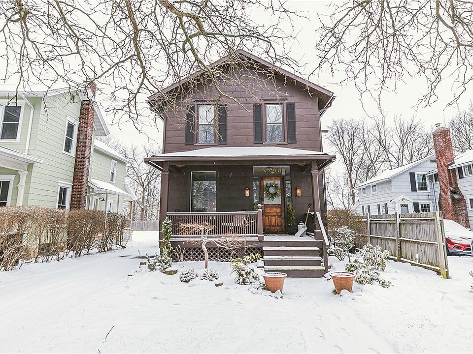 1st image of 261 Gibson St
