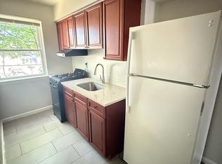 241 Weequahic Ave #5D, Newark, NJ 07112