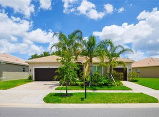 5008 Emerald Isle Dr, Wimauma, FL 33598