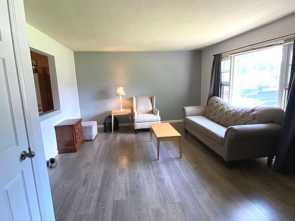 3rd image of 52 Liberty Blvd