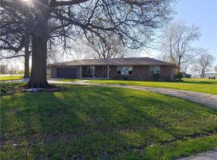 1202 W 3rd St, Cameron, MO 64429