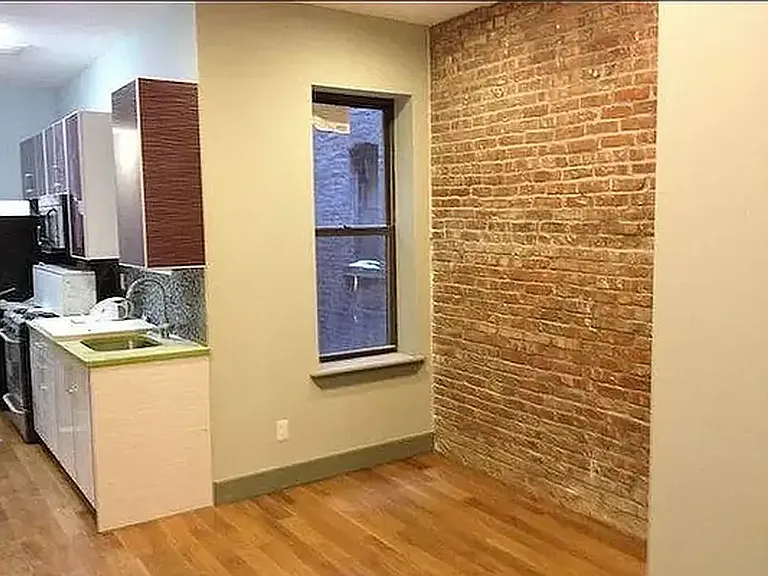 106 Grattan St #3F — Photo 8