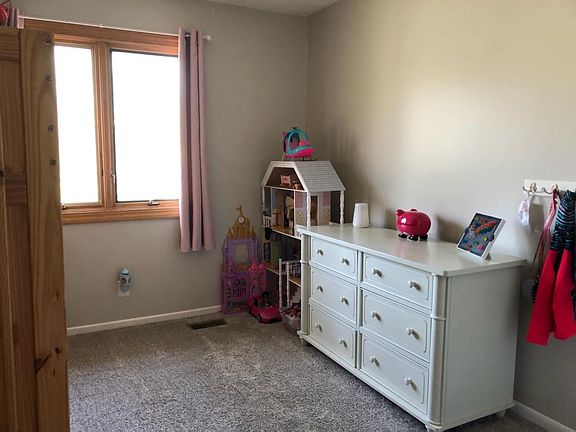 3rd image of 801 E Four Street Cir