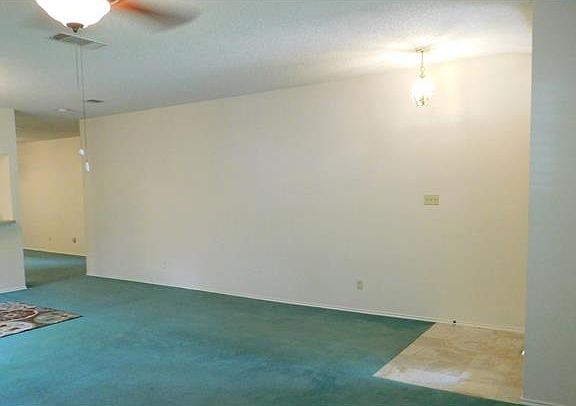 3rd image of 8027 Doe Meadow Dr