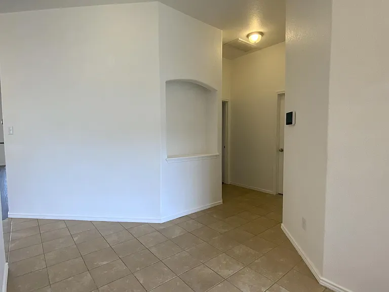 6709 Mustang Creek Rd — Photo 4
