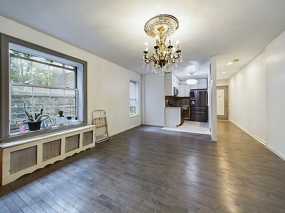 5th image of 55-25 31st Ave APT 4I