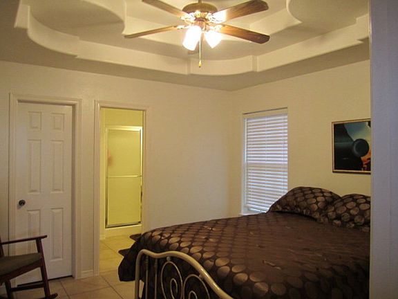 5th image of 17603 Campana Ln E