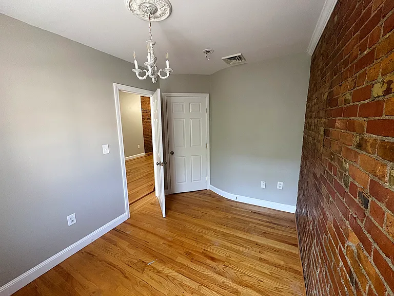 66 Beacon St #2A — Photo 10