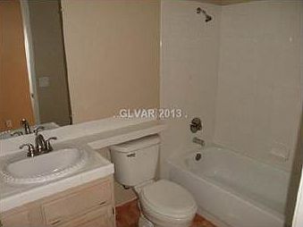 5th image of 4030 Hemphill St