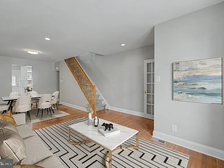 2340 S Hutchinson St — Photo 3