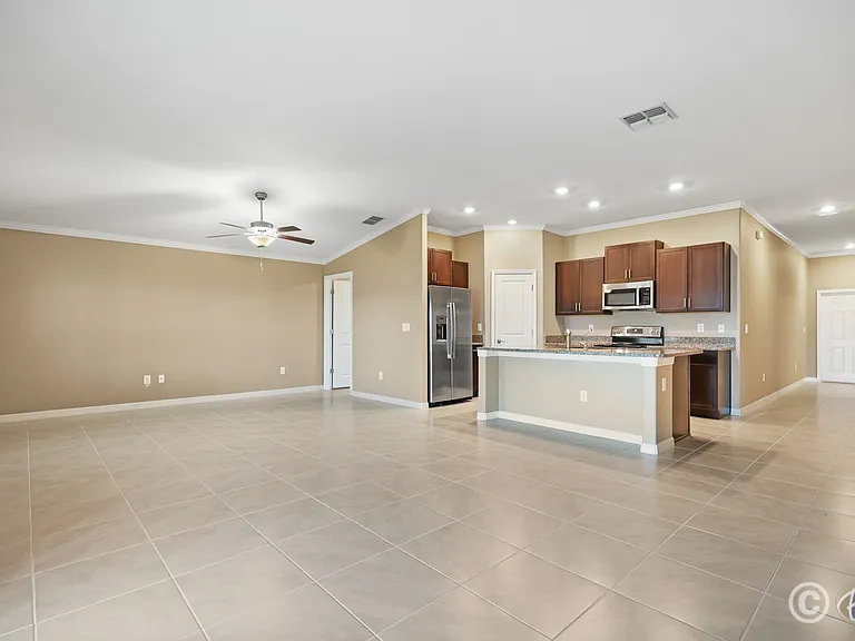 15430 Miller Creek Dr — Photo 8
