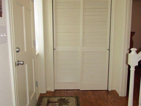 3rd image of 867 Finney Dr