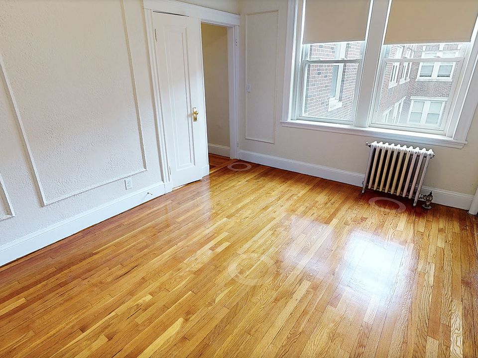 1st image of 66-70 Chiswick Rd #19