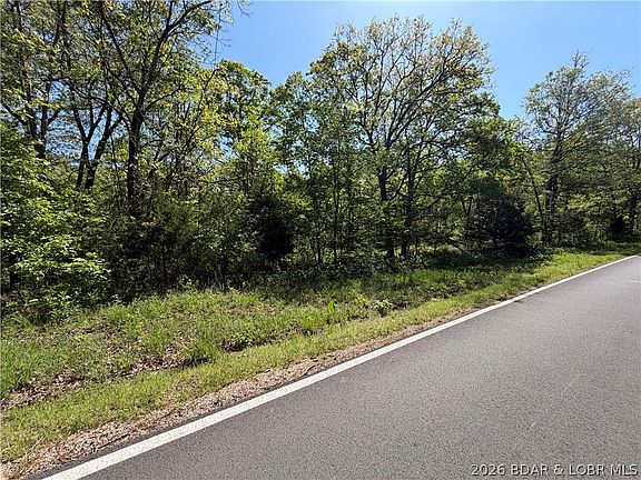 2nd image of Ivy Bend Rd