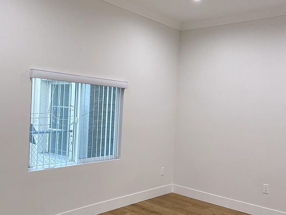 5th image of 2345-2349 Lincoln Park Ave #1B-1Ba