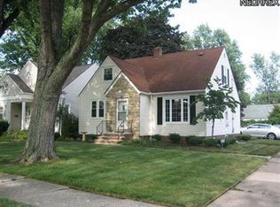 4419 W 227th St, Fairview Park, OH 44126