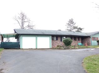 217 Si Town Rd, Castle Rock, WA 98611