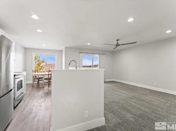 3921 Clear Acre Ln APT 174, Reno, NV 89512