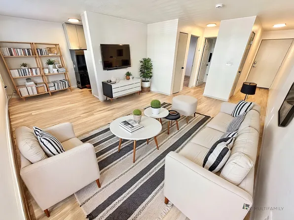 Flats at Sloan's Lake West, 1540 N Raleigh St #4, Denver, CO 80204