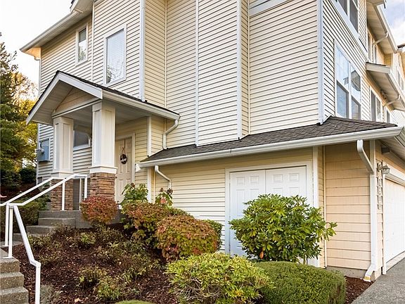 3rd image of 22615 43rd Ave S #81