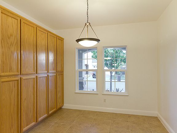 5th image of 1948 Terracina Cir