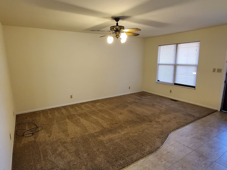 Main floor living room