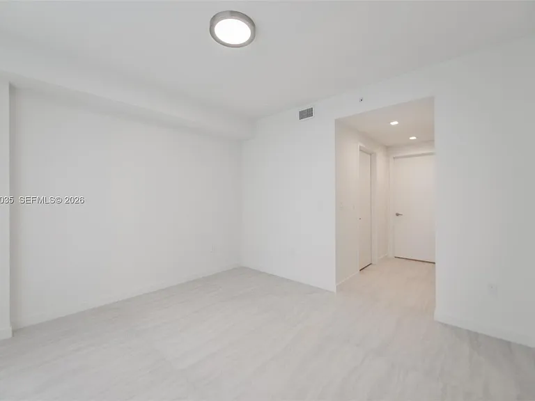 77 SE 5th St #2603 — Photo 18