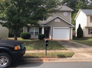 3910 Hathaway Hills Dr, Charlotte, NC 28214