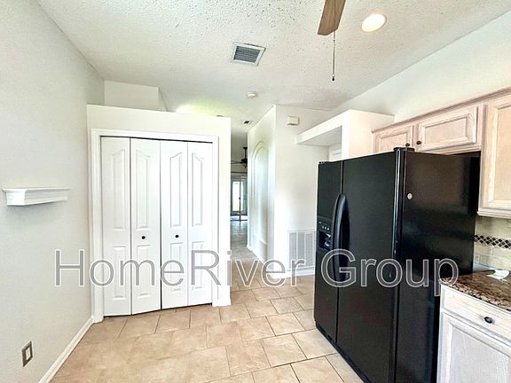 5th image of 10017 Evanston Pl