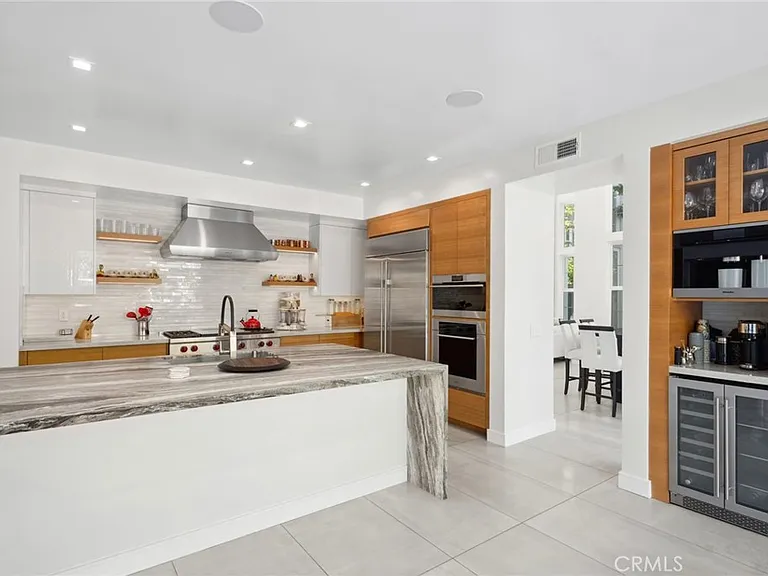 3 Bridgeport Rd — Photo 10