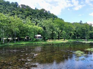 19570 State Route 12, Hinton, WV 25951