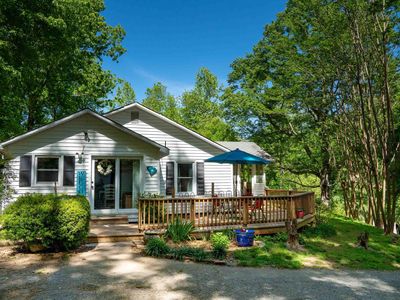 419 Griffin Church Rd, Pickens, SC, 29671