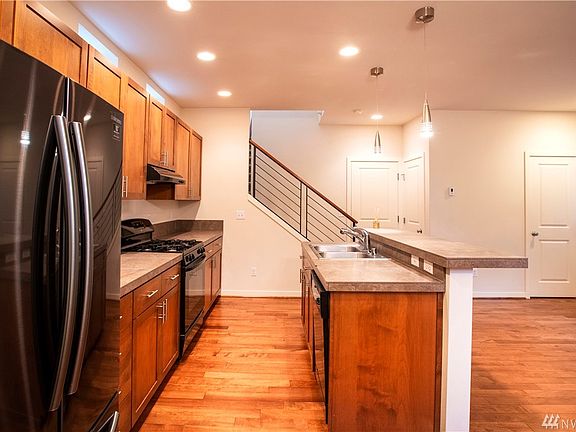 4th image of 1313 158th Pl SW Unit 77