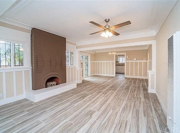 5th image of 4125 S Van Ness Ave #4125
