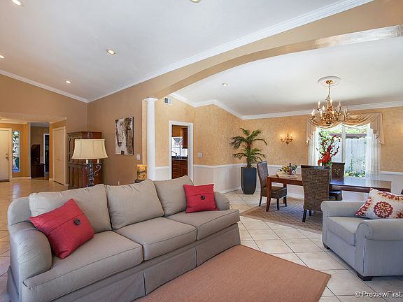 2nd image of 4838 Glenhaven Dr