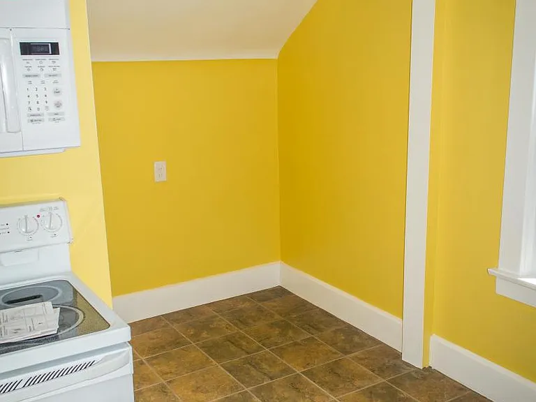 866 Canfield Rd #B — Photo 5