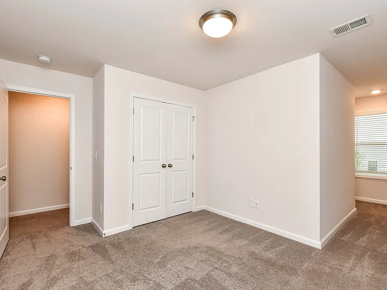 106 Crestwind Dr — Photo 29