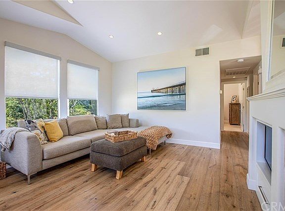 5th image of 1160 S Miramar Ave