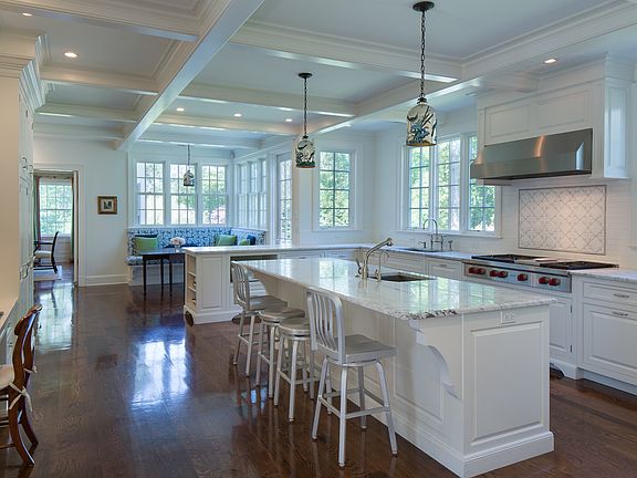 4th image of 20 Rock Hill Way