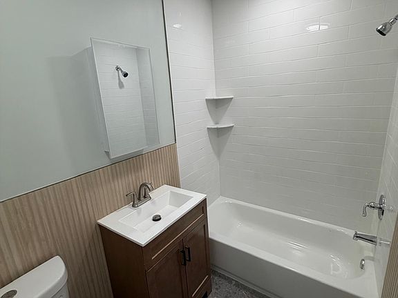 5th image of 133 E Grant Ave #G1