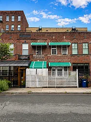 1021 Union Street