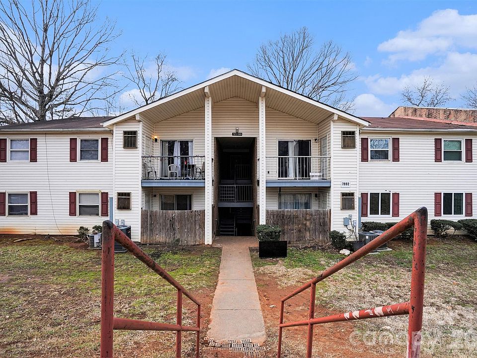 1st image of 7992 Shady Oak Trl APT 130