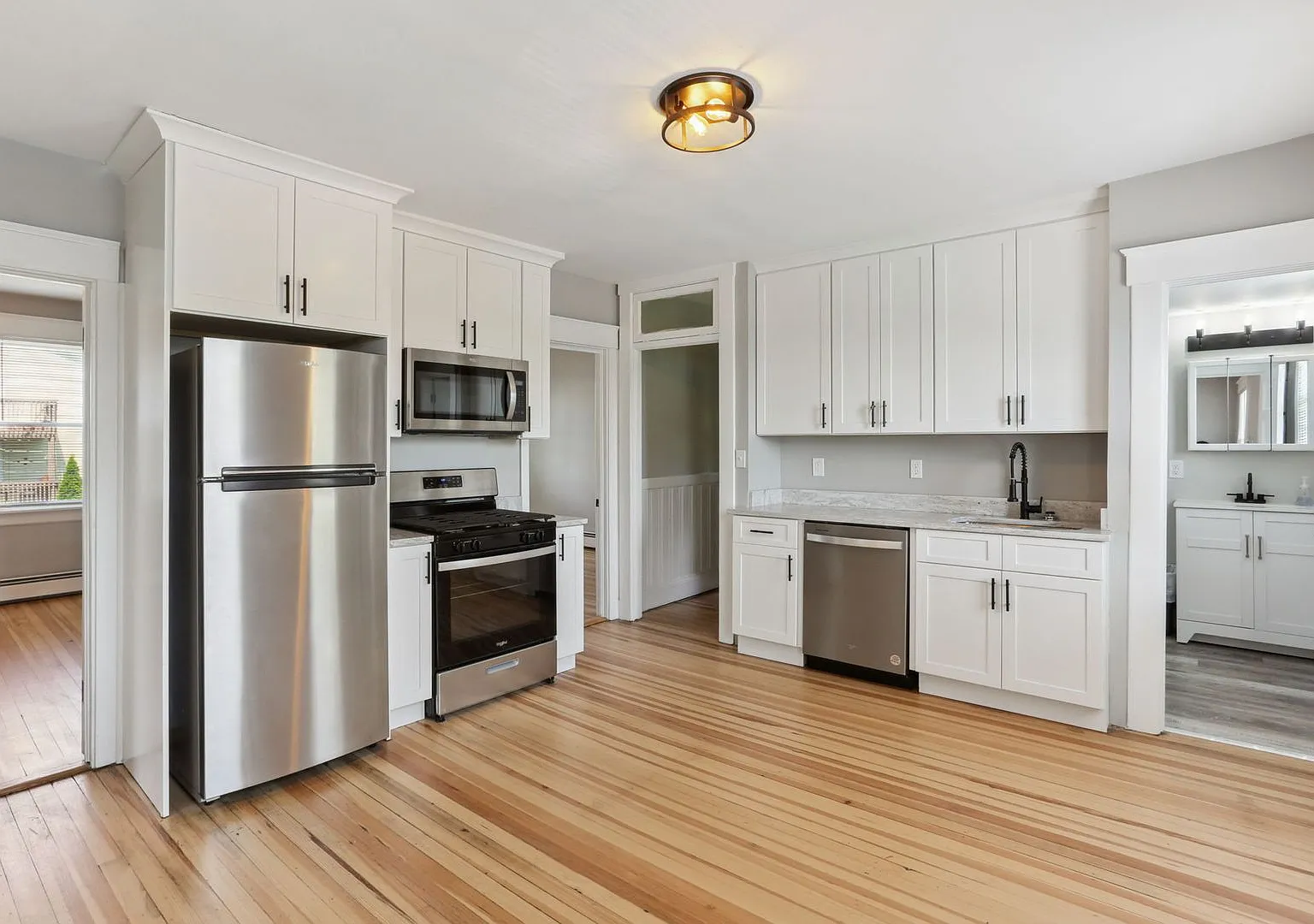 139 Albany Ave. — Photo 1