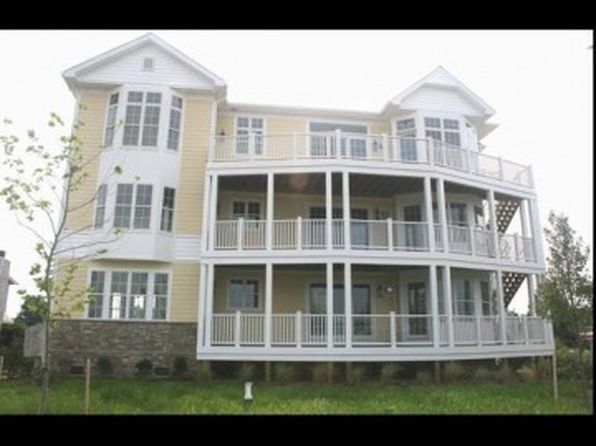 103 Swan Cove Ln #103