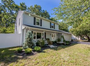 6 Scott Dr, Hazlet, NJ 07730
