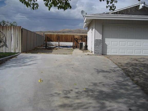 3rd image of 29638 Palermo St