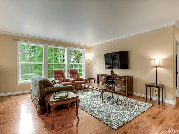 4th image of 2121 86th Avenue Ct E