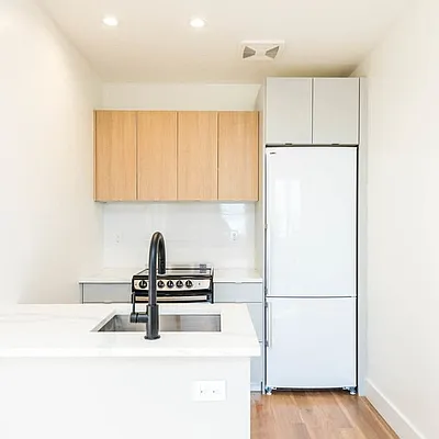 Rented by Nooklyn NYC LLC | media 70