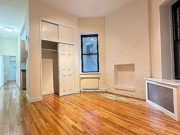 3rd image of 436 E 89th St APT 1C